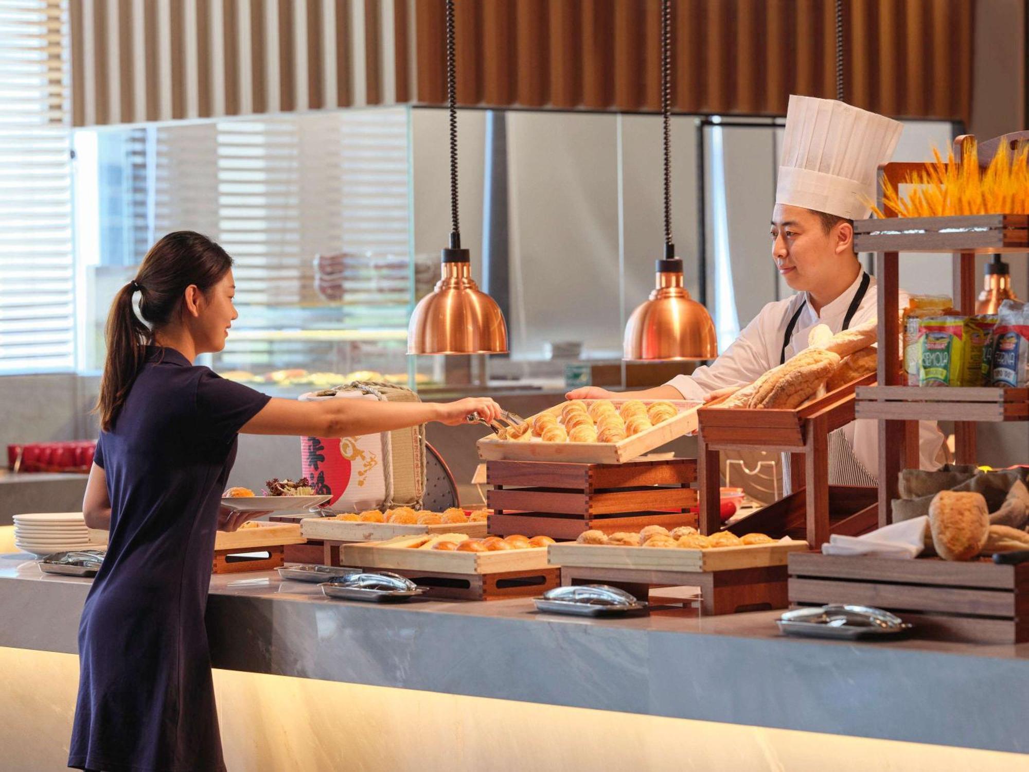Novotel Shanghai Qingpu Excellence Екстер'єр фото